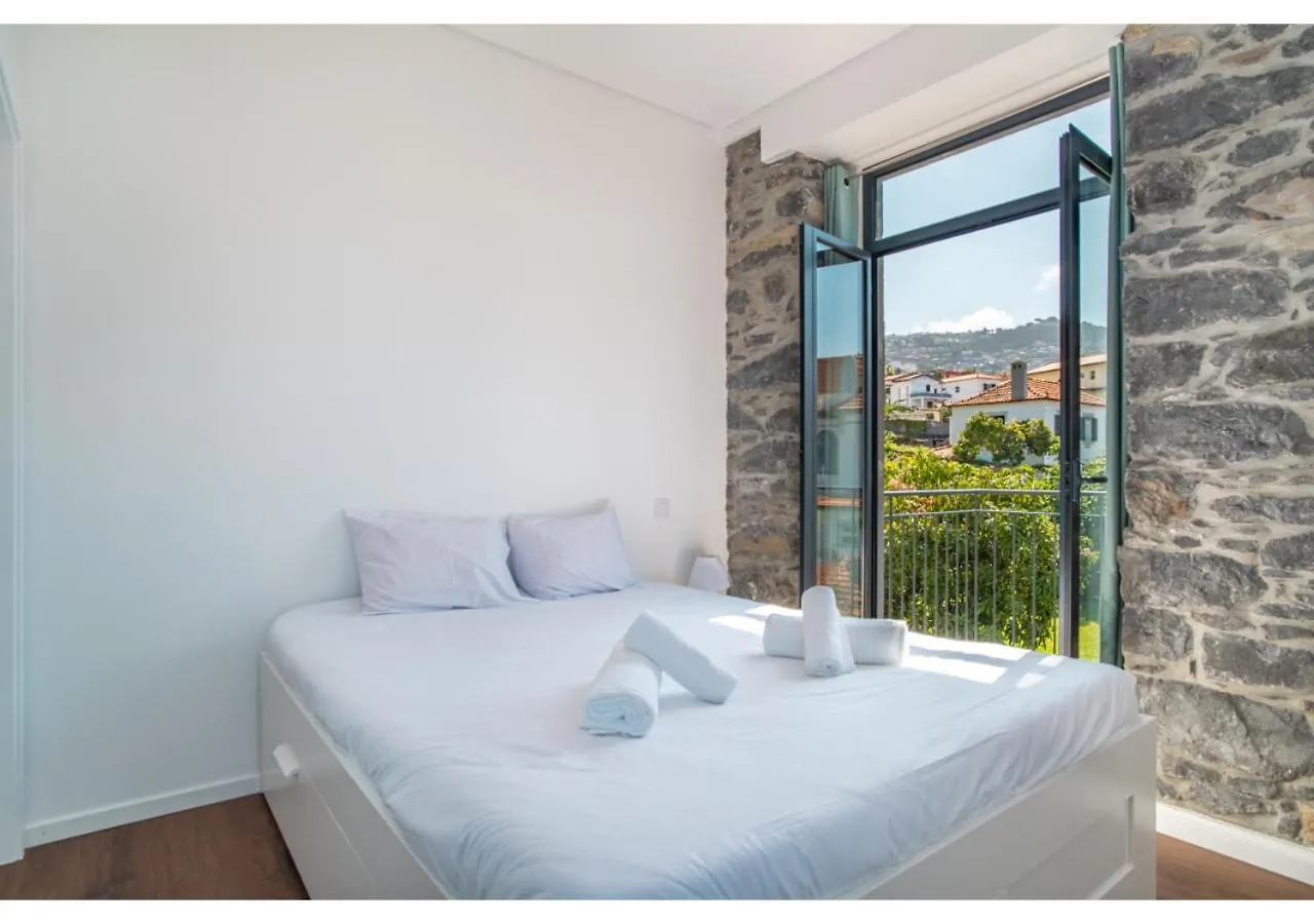 푼샬 Casa Lanco With Spectacular View 빌라