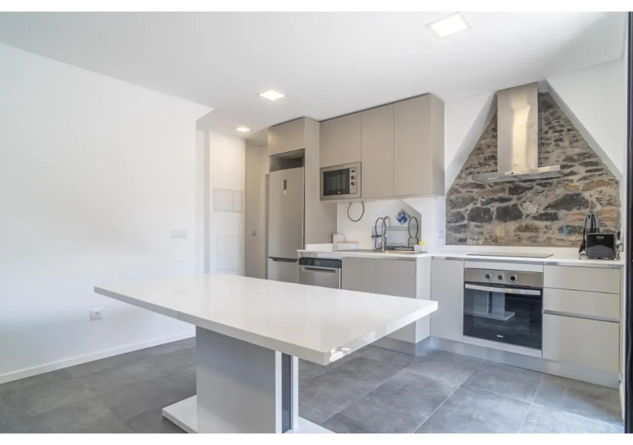 הוילה פונשל Casa Lanco With Spectacular View 0*,  פורטוגל